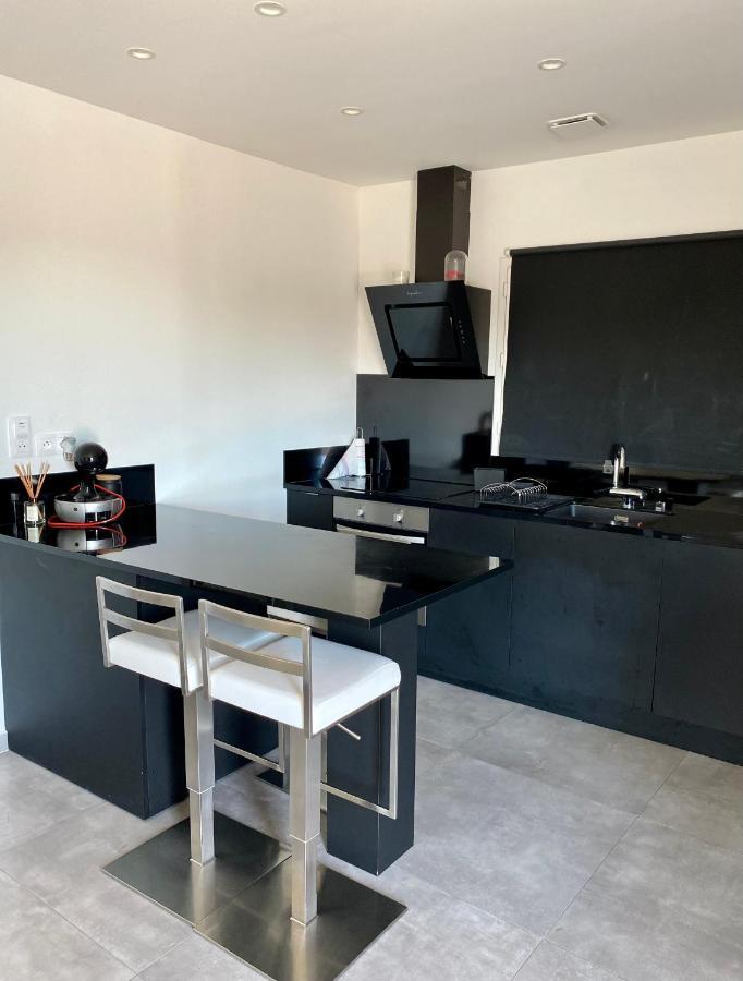 Appartement Rooftop Avec Piscine Avinyon Dış mekan fotoğraf